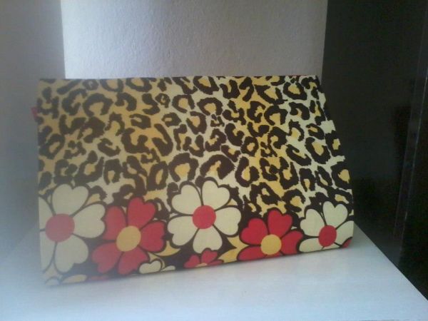 Bolsa Carteira Estampada Onça Floral